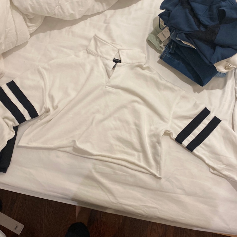 Forever 21 crop long sleep shirt